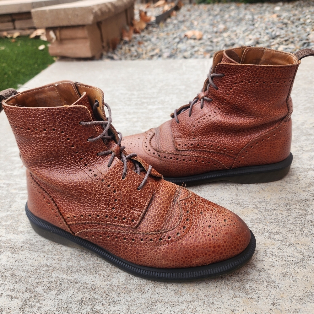 DR. MARTENS Delphine Brown Pebbled Leather Wingtip Oxford Lace Up Zip Up Boot, 8 - Picture 1 of 10